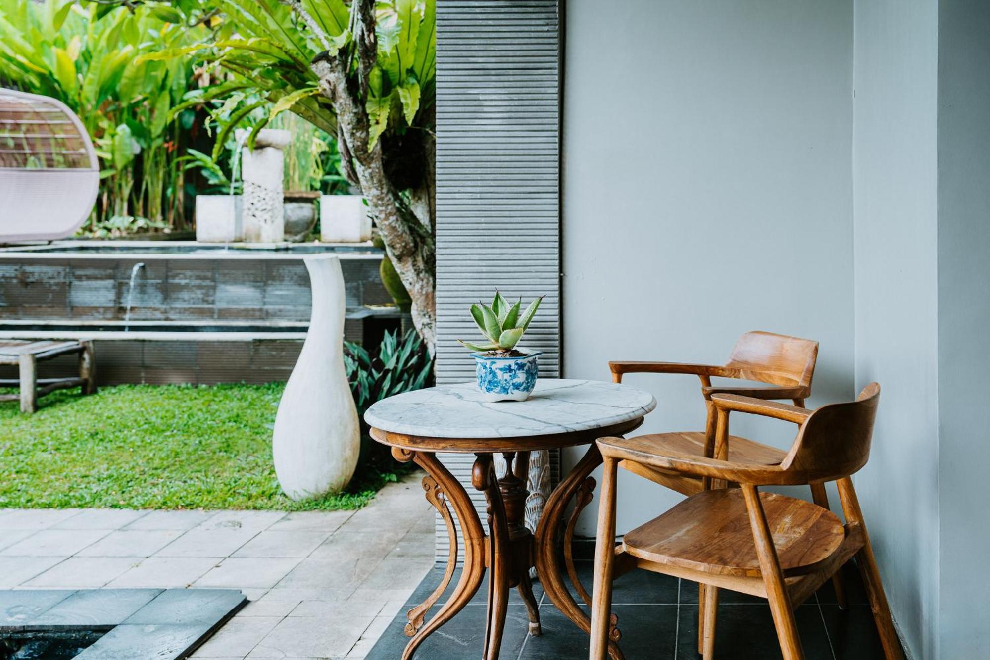 Lokasari Retreat Hotel Ubud Buitenkant foto
